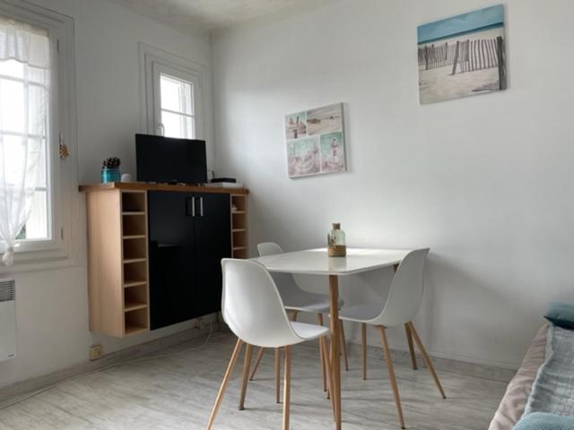 Appartement Proche Plage Et Commerces 로양 외부 사진